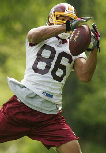 Taylor Jacobs FSU Biography: From College Football Star to NFL Receiver with Washington Redskins