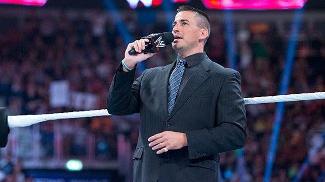 Best WWE Ring Announcers: Ranking the Legends of the Mic