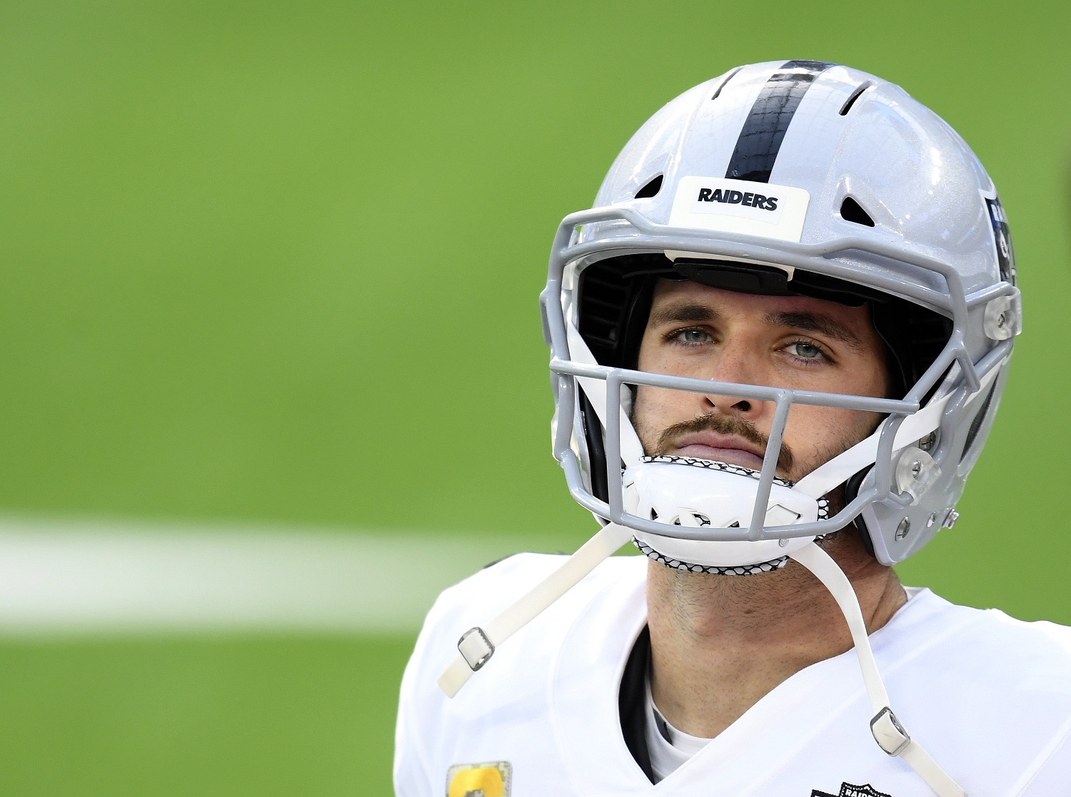 Derek Carr and His Eyeliner: Breaking NFL Norms with Personal Style