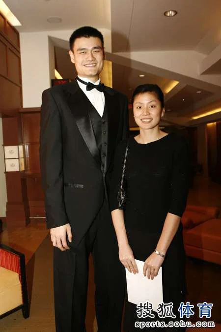 Discover Ye Lis Height: Yao Mings Wife and Her Impressive Stature