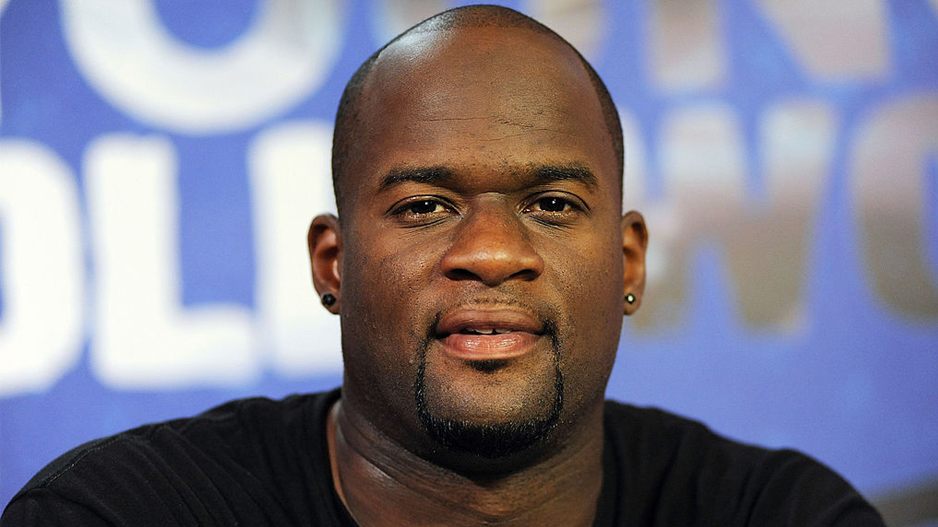 How Much Is Vince Young Worth? A Deep Dive into His Net Worth and Earnings