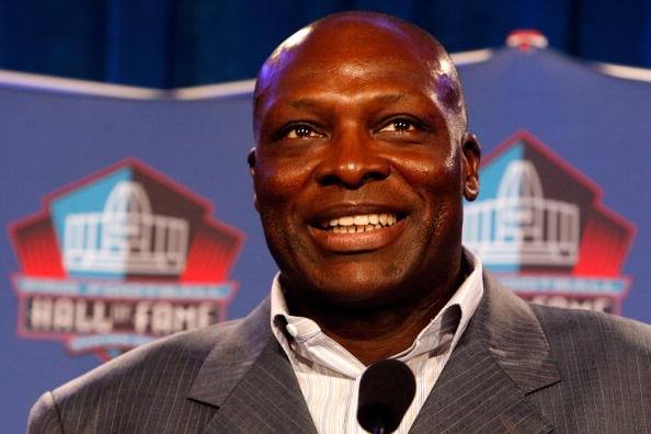 Whats Bruce Smith Net Worth? A Look at His Football Fortune