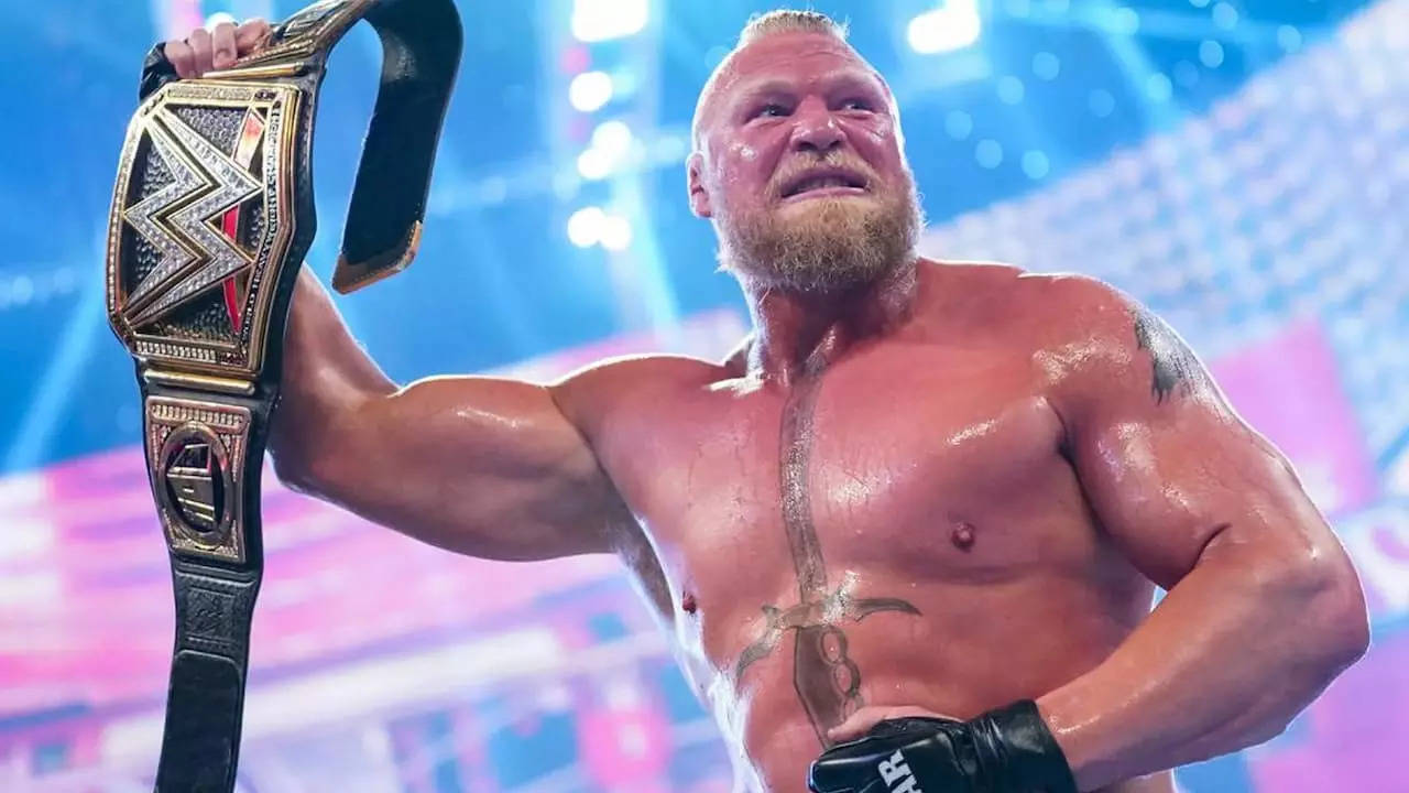 How much does Brock Lesnar have right now? Find out the net worth of the superstar!