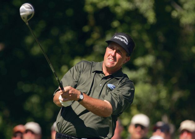 2004 US Open Golf Championship:  Mickelson Triumphs at Shinnecock