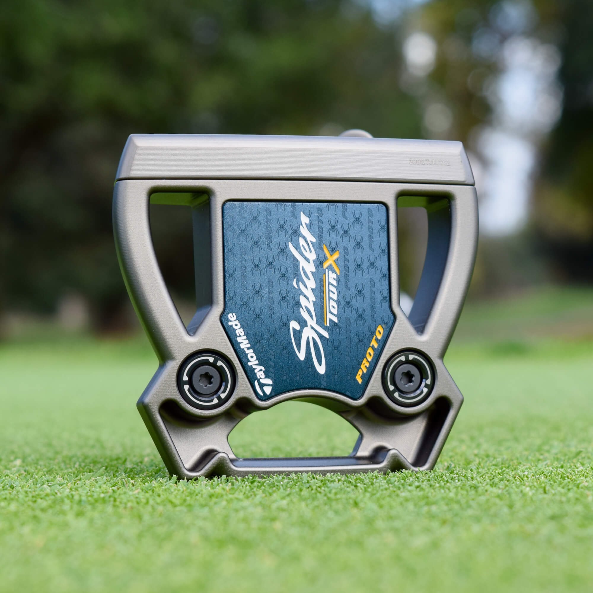 Left Handed Spider Tour Putter Review: Is It Worth the Hype?