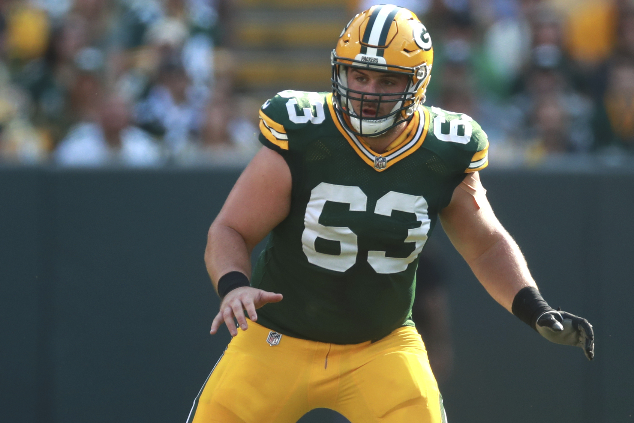 Whats Corey Linsley Net Worth? Football Salary and Beyond