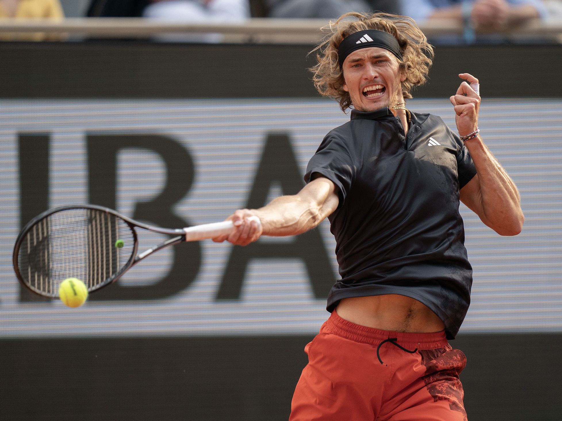 Can Martinez Upset Zverev? Match Prediction and Preview