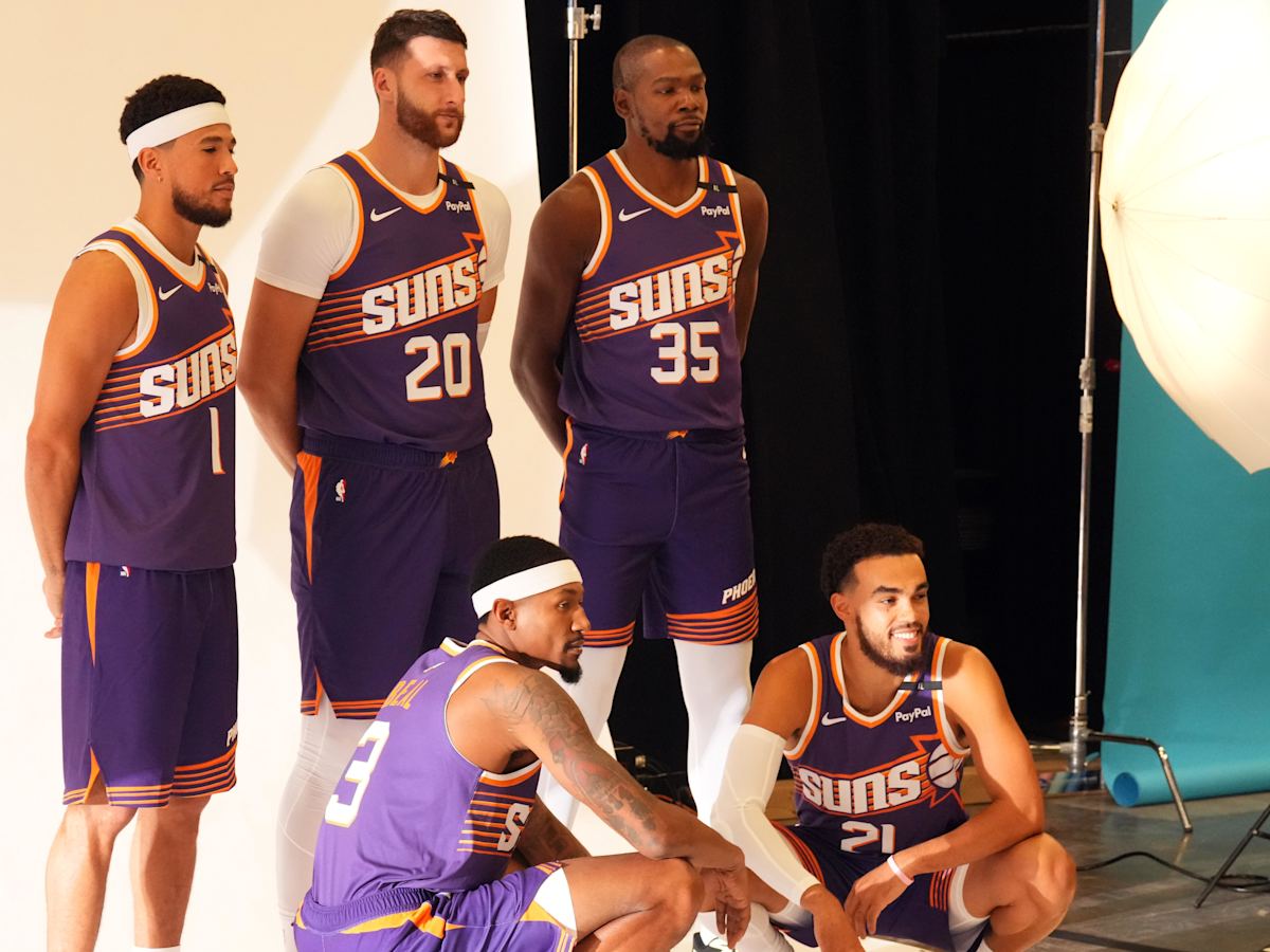 Phoenix Suns Starting Lineup: Get the Latest News Here! Breaking Down the Teams Best Five Players.