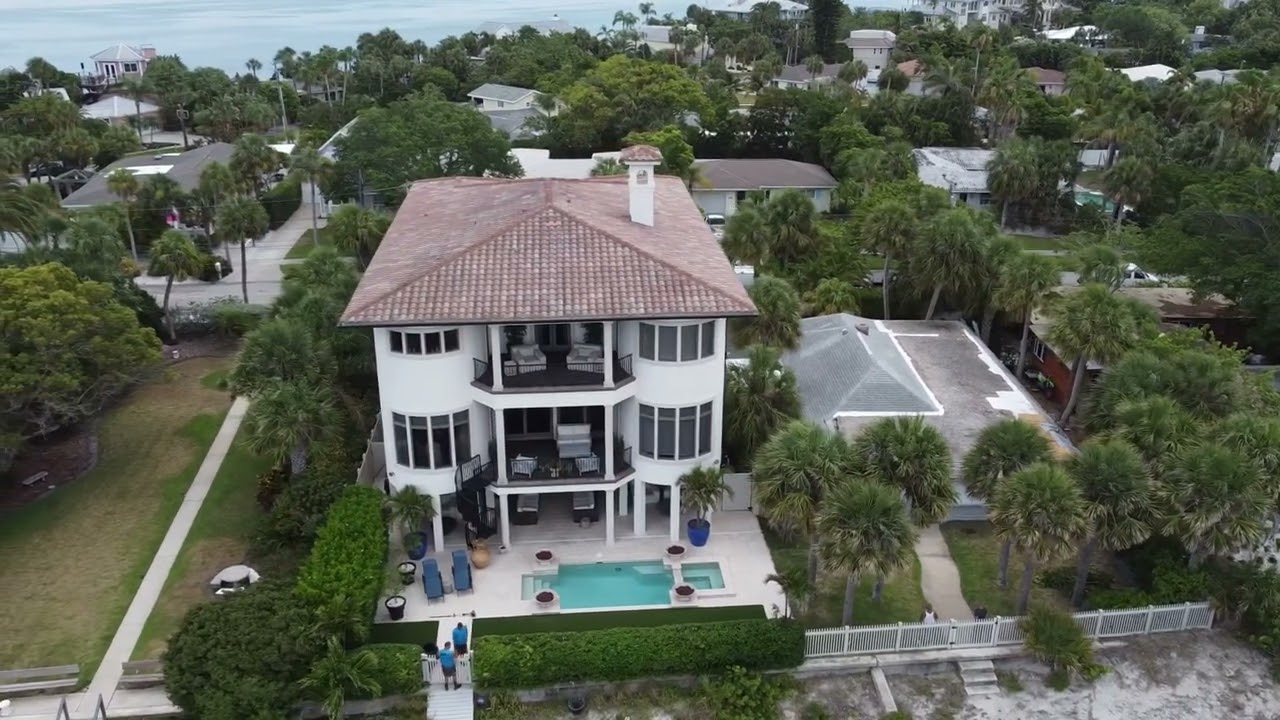 The Famous Hulk Hogan House Clearwater Beach, Get The Inside Scoop Here!