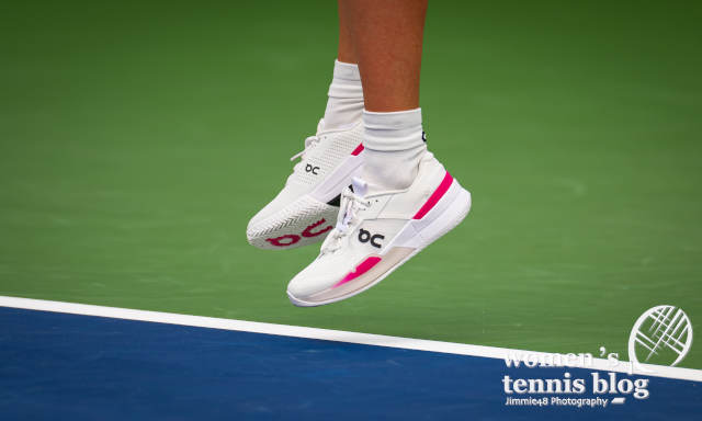 Best Tennis Shoes? See What Iga Swiatek Wears Now!